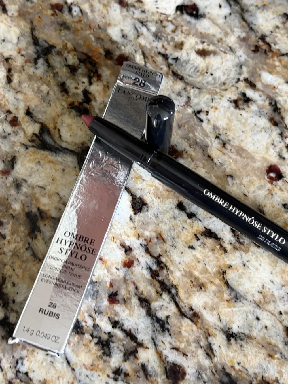 ⚡️🖤Lancome Rubis Ombré Hypnose Stylo Eyeshadow Stick